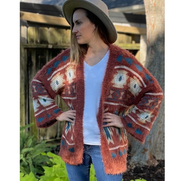 Tribal Bohemian Relaxed Cozy Cardigan - Picture 3 of 8